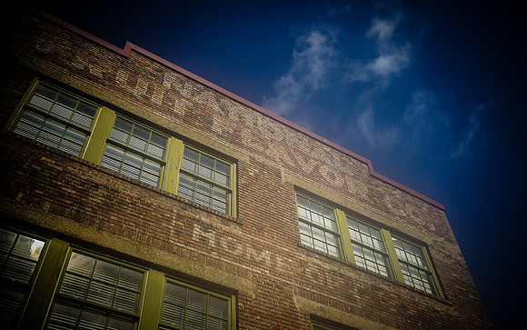 Colors and Textures in the warehouse district