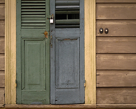 Colors and Textures in The Quarter
